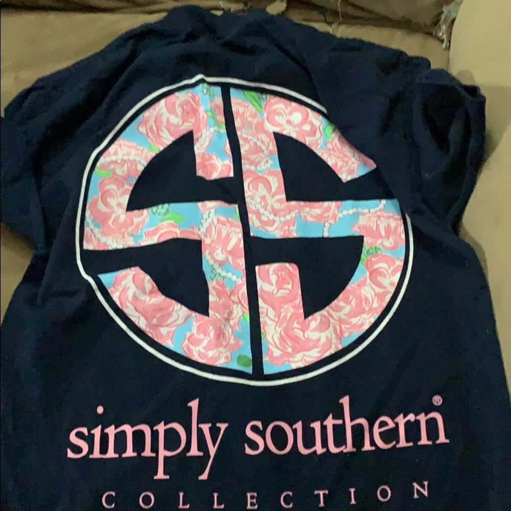 Simply southern t